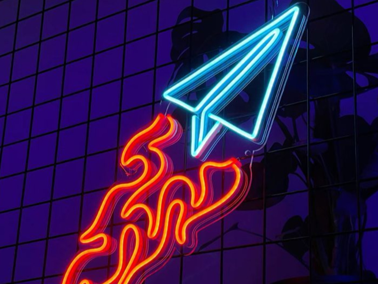 Neon Sign Fasad Fore Coffee